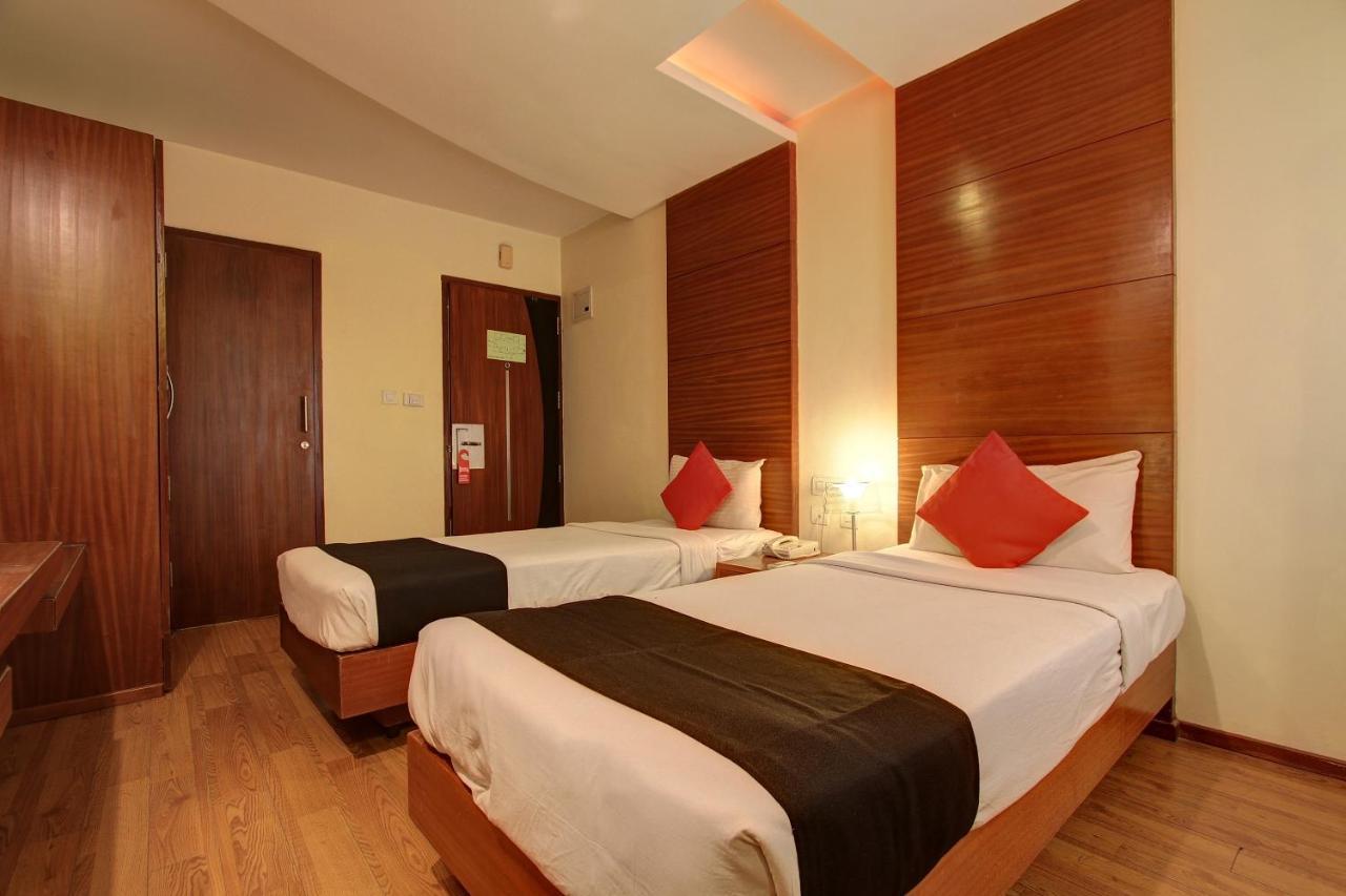 โอโย 72404 ไนดู พาเลซ Hotel บังกาลอร์ ภายนอก รูปภาพ