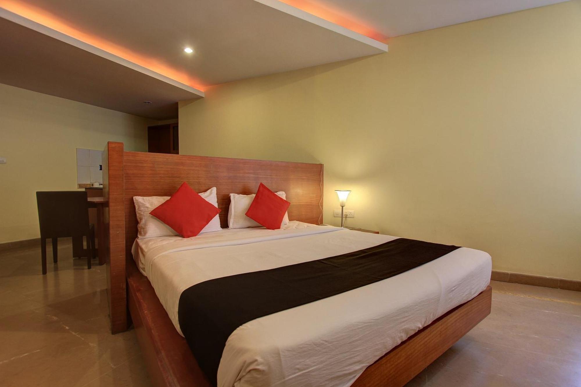 โอโย 72404 ไนดู พาเลซ Hotel บังกาลอร์ ภายนอก รูปภาพ